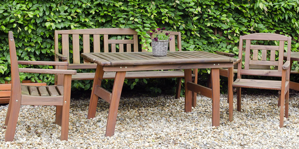Give your garden furniture a makeover!