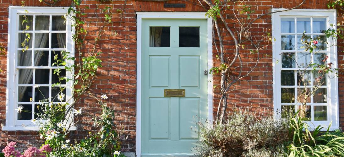 Picking a new front door colour with Farrow and Ball.